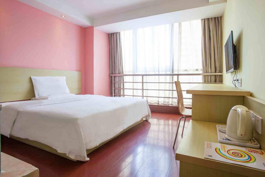 7Days Inn Chongqing Nanping Pedestrian Street Room photo
